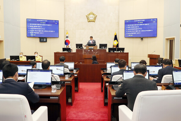 국민권익위원회에서 실시한 ‘2021년 지방의회 청렴도 평가’에서 종합청렴도 1등급을 달성했다.(사진제공=밀양시의회)