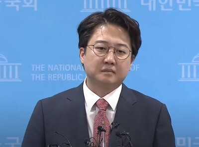 이준석 전 국민의힘 대표는 지난 17일 기자회견을 통해 국민의힘 의원총회에 대한 입장을 밝혔다(사진출처=국회방송)